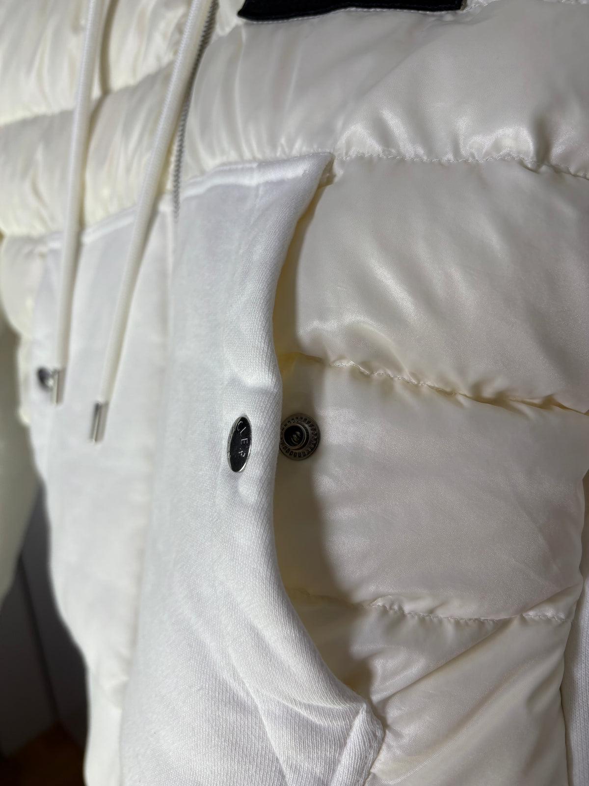 Moncler Vintage Knit Cardigan — White · Size 3 · Men's